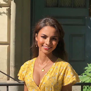 Meet your Posher, Theshani